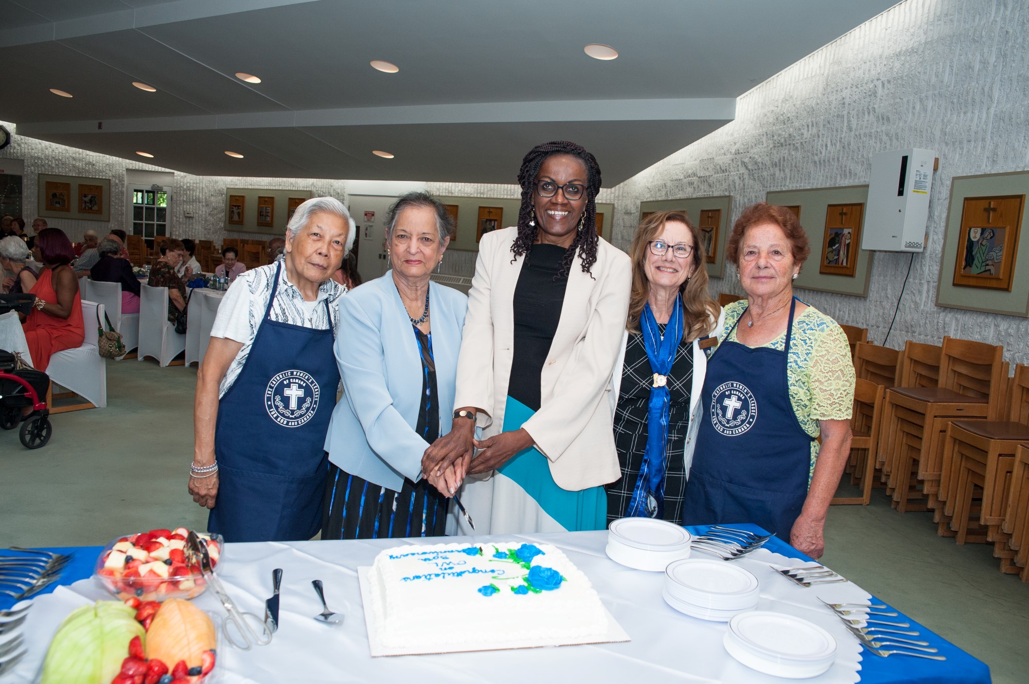 Cutting the 30th anniversary cake