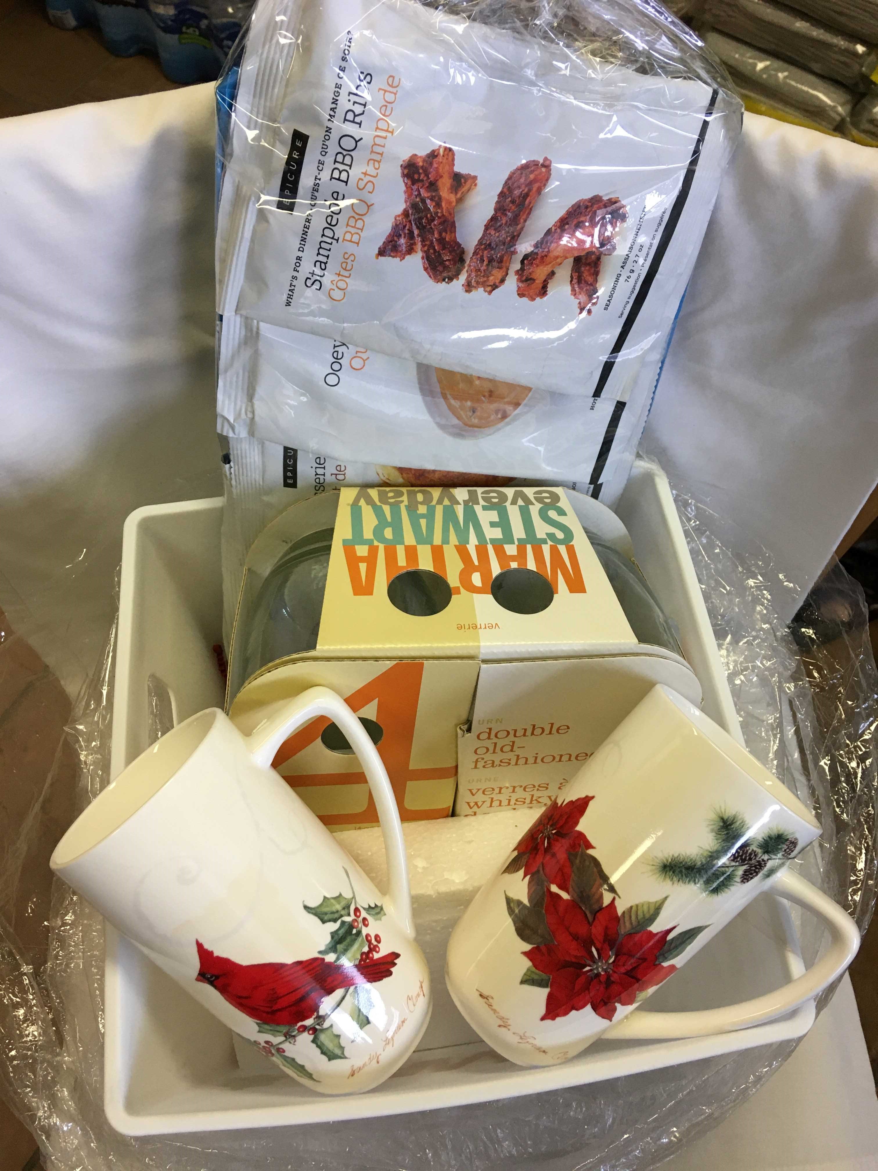 Food and beverage gift basket